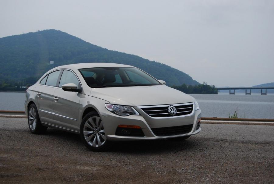  Volkswagen Passat CC 2008 года  (фото 105 из 121)